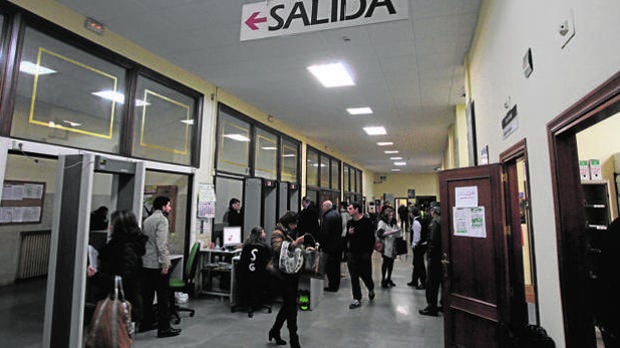 Interior de los juzgados de Sevilla donde pasó a disposición judicial Sergio C. D.