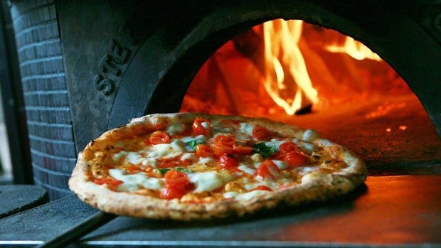 El horno de N.A.P. Neapolitan Authentic Pizza, en Barcelona